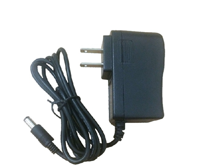 Fuente De Alimentación Saxxon Regulada 12V 1.5A Para Cctv Negro Tvn171014